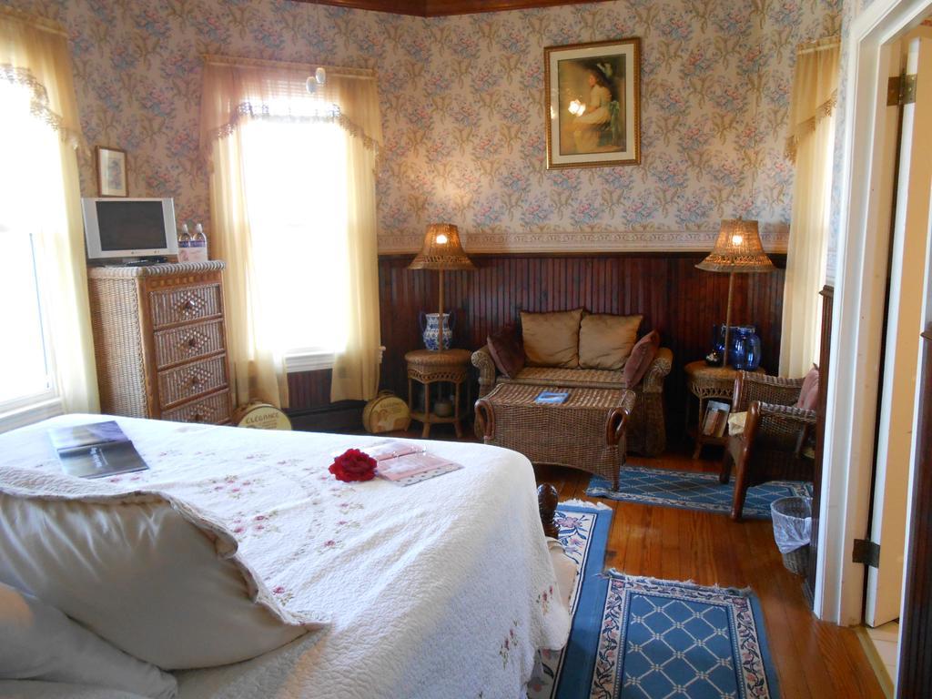 Angel Of The Sea Bed And Breakfast ケープ・メイ エクステリア 写真